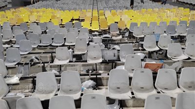 تكسير مدرجات جماهير الزمالك باستاد برج العرب |فيديو وصور 