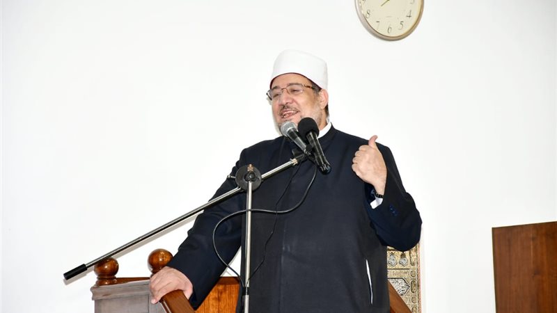 وزير الأوقاف الدكتور
