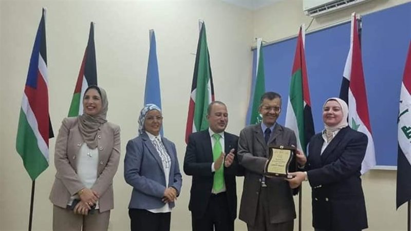 تكريم للطلاب الوافدين