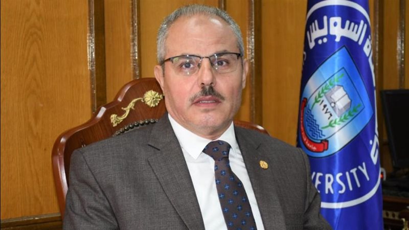 الدكتور ناصر مندور