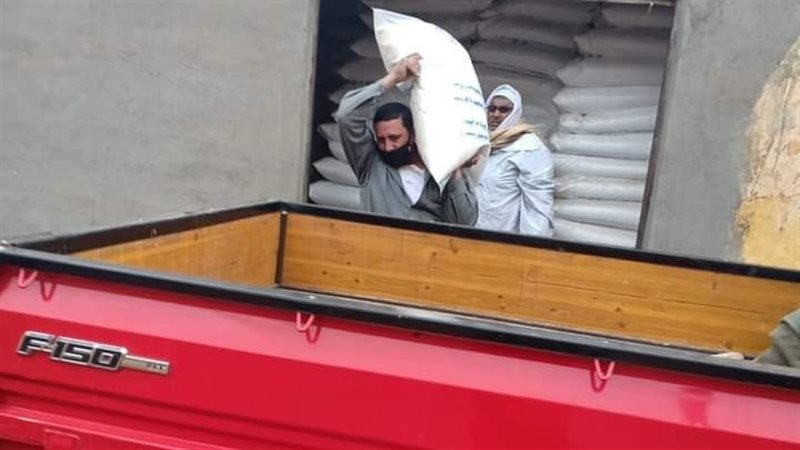 توزيع 8459 طن أسمدة