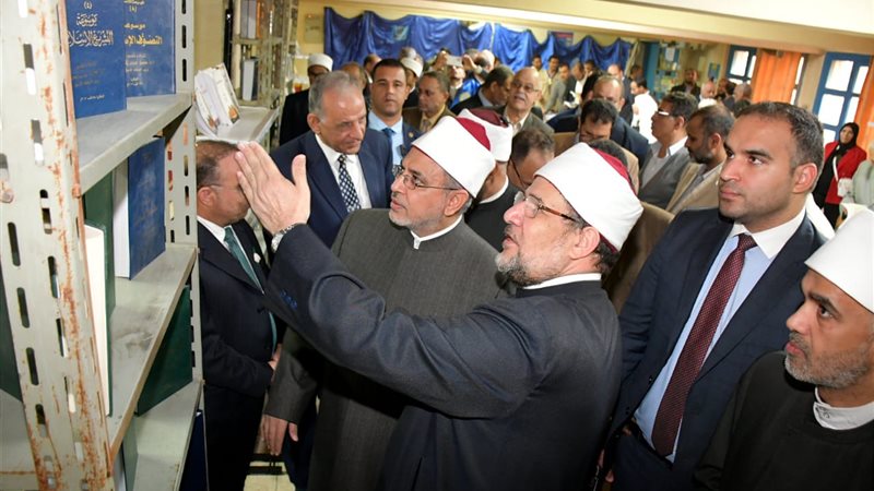 افتتاح معرض المجلس
