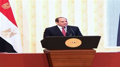 السيسي يكشف أسباب تدشين شبكة الطرق الجديدة 