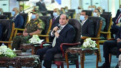 السيسي من الإسكندرية: حرصنا على عدم زيادة الأسعار على المواطن رغم ارتفاعها عالميا.. إحنا ما بنخافش..عدم السماح بالتعدي على حرم الترع والجسور.. وندشن شبكة طرق تناسب 100 مليون مصري