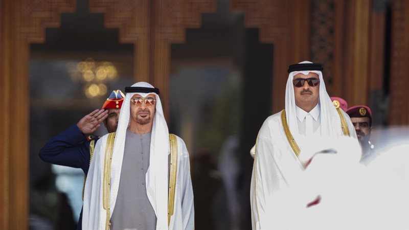 محمد بن زايد وتميم