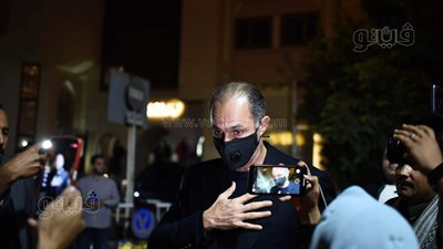 جمال مبارك يقدم واجب العزاء في مفيد فوزي صور