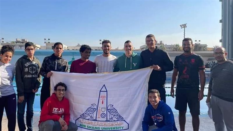 طلاب جامعة عين شمس،