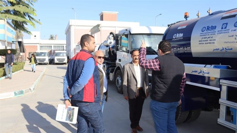 سيارة شركة مياه أسيوط،