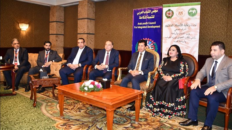 افتتاح مؤتمر الشباب