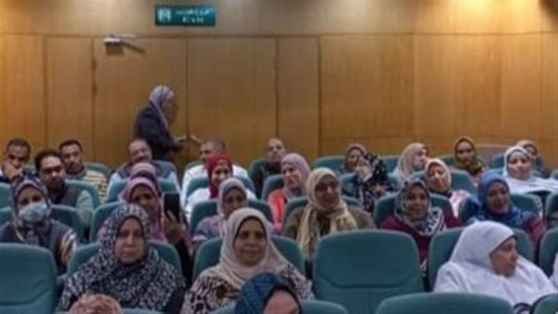  محاضرة بمكتبة مصر