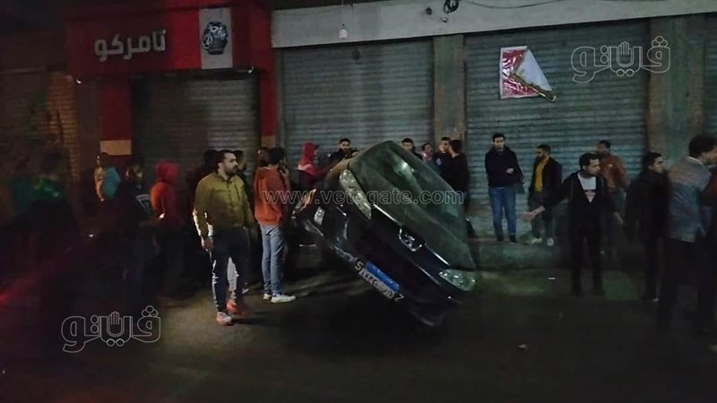 اصطدام سيارتين في