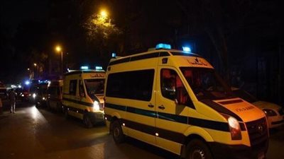 مصرع سيدة وإصابة شابين في انقلاب سيارة ملاكي ببني سويف