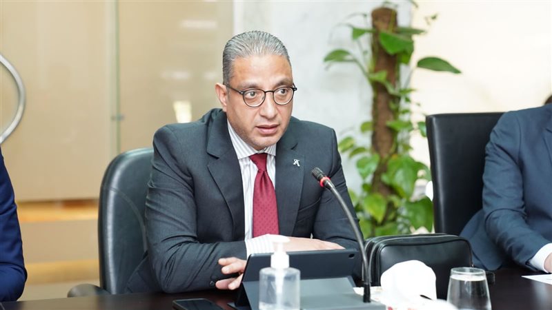 الدكتور أحمد الانصاري