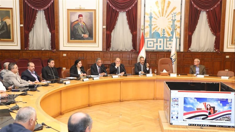 حلقة نقاشية بمحافظة
