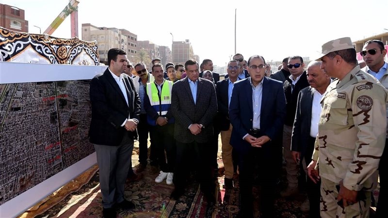رئيس الوزراء يتفقد
