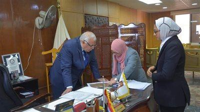 محافظ الوادي الجديد يعتمد المخططات التفصيلية لقرى الفرافرة