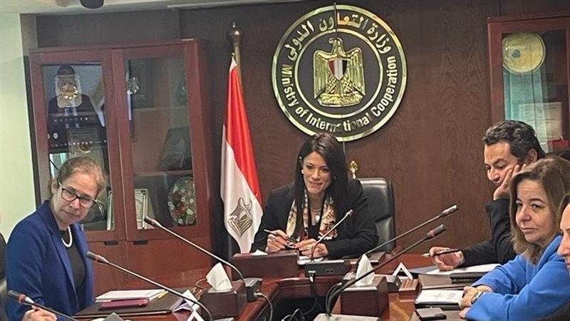 المشاط مع بعثة مجموعة