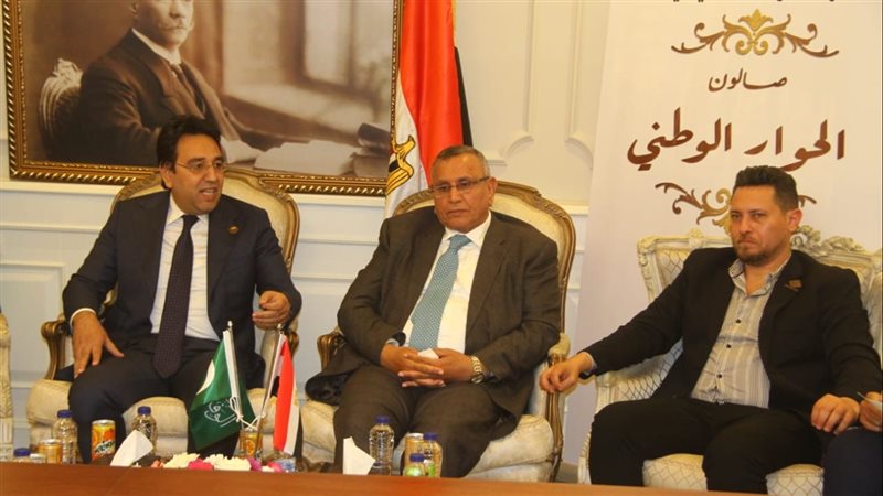 جانب من اللقاء، فيتو