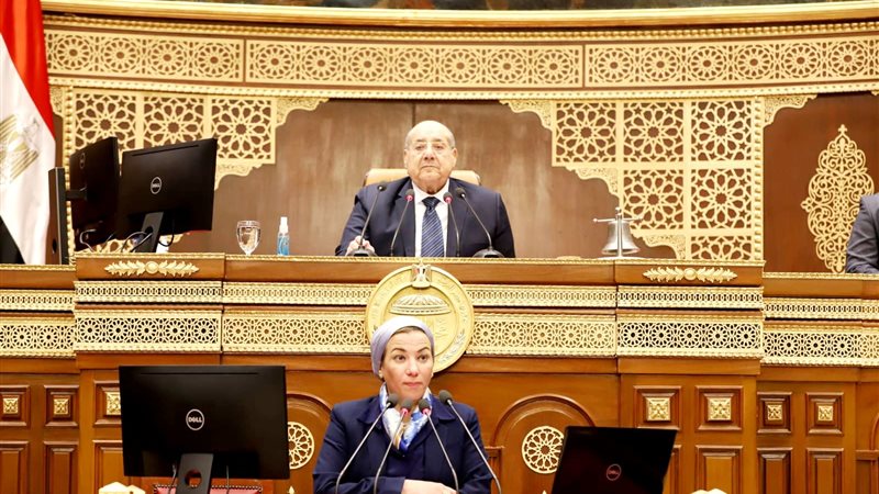 وزيرة البيئة تكشف