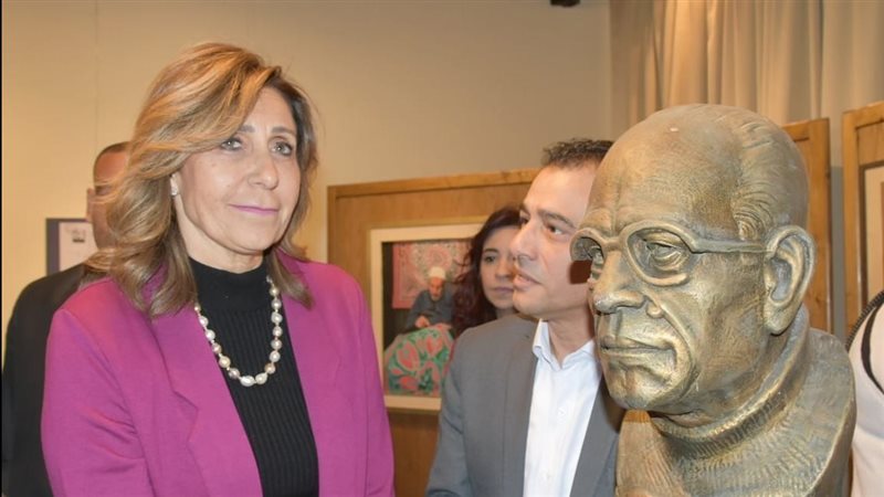 وزيرة الثقافة فى