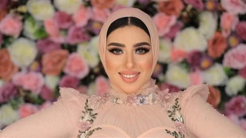 البلوجر هدير عاطف،