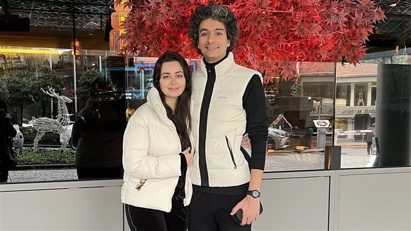 محمد محسن وزوجته
