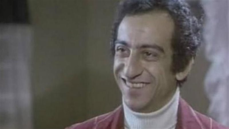 الفنان أحمد راتب