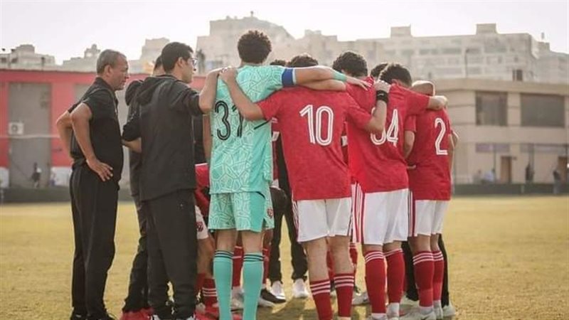 الأهلى 2001، فيتو