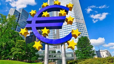 موعد اجتماع المركزي الأوروبي وتوقعات برفع سعر الفائدة 50 نقطة أساس