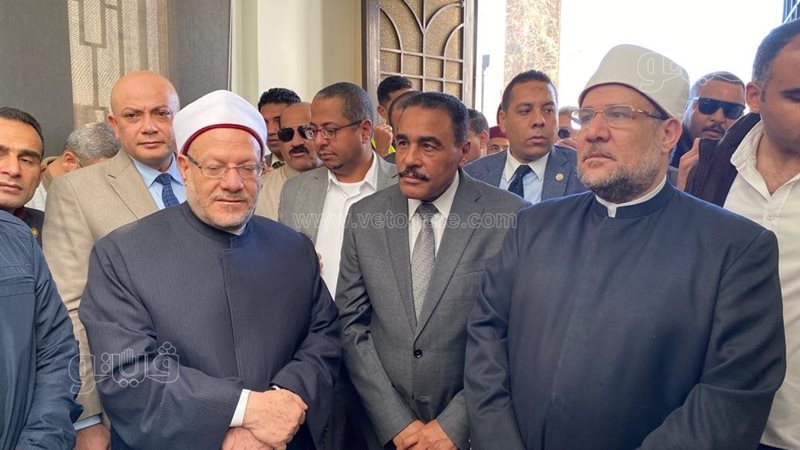 وزير الأوقاف يفتتح