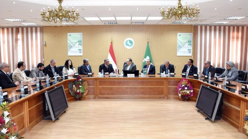  الدكتور ممدوح غراب