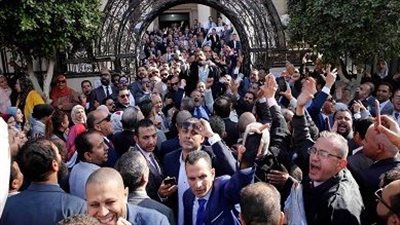  المحامون يستأنفون اليوم وقفاتهم الاحتجاجية ضد الفاتورة الإلكترونية 