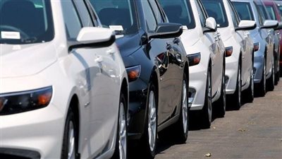 التيسيرات الجديدة لاستيراد سيارات المصريين بالخارج.. إلغاء شرط إيداع المبلغ الواجب سداده قبل التحويل بـ3 أشهر على الأقل.. وإضافة فئات جديدة
