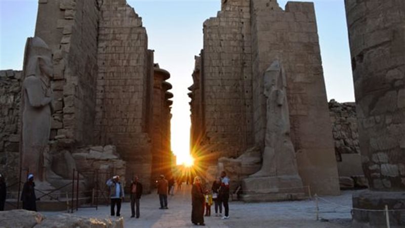 تعامد الشمس، فيتو