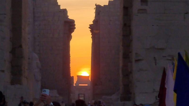 تعامد الشمس علي معابد