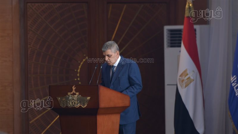  الفريق أسامة ربيع،