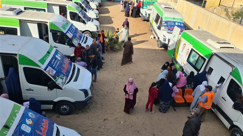 الكشف على 2157 مواطن