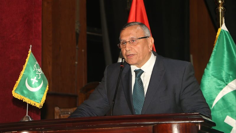 الدكتور عبد السند