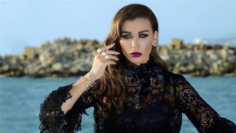 الفنانة اللبنانية