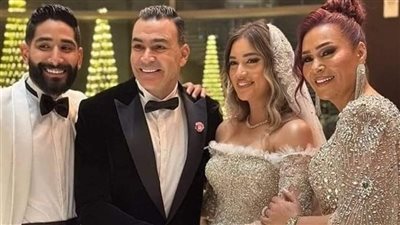 عصام الحضري يستقبل حفيده الأول