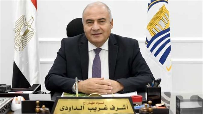 محافظ قنا، فيتو