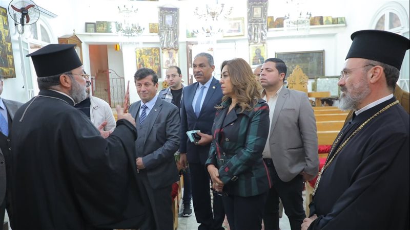 محافظ دمياط تزور