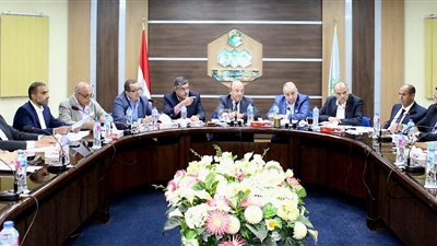  مستثمرى العاشر من رمضان: نحتاج قرارات قوية لتحقيق حلم 100 مليار دولار صادرات 