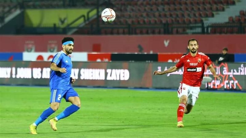 خالد عبد الفتاح لاعب