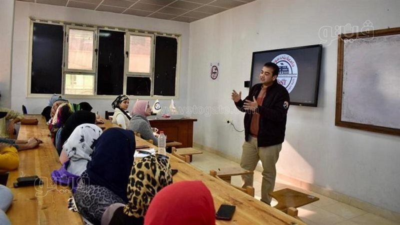 ندوة بكلية علوم الفضاء