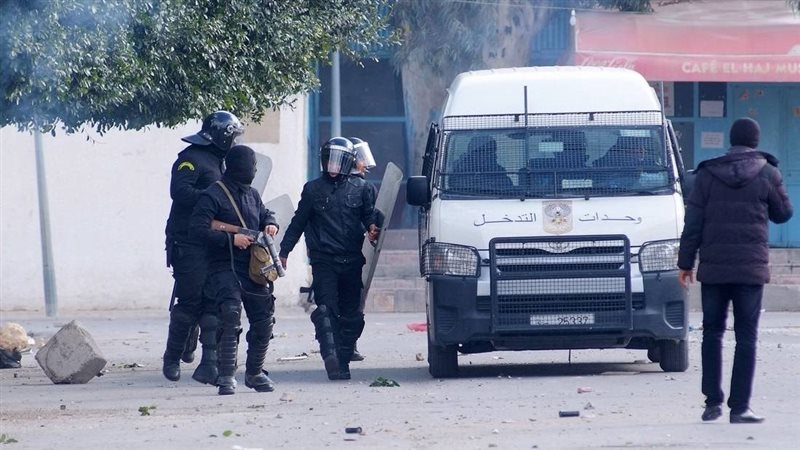 شرطة في تونس، فيتو