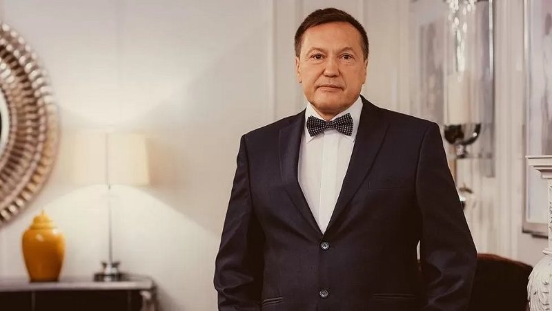 أنتوف، فيتو