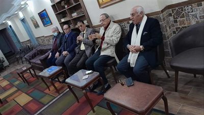 الحركة الوطنية يعقد لقاءه الأسبوعي مع قيادات وشباب الحزب 