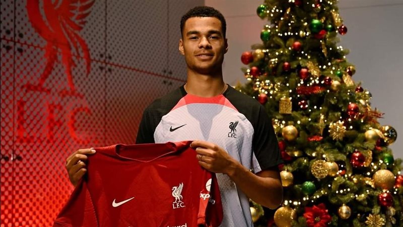 ليفربول يعلن عن ضم