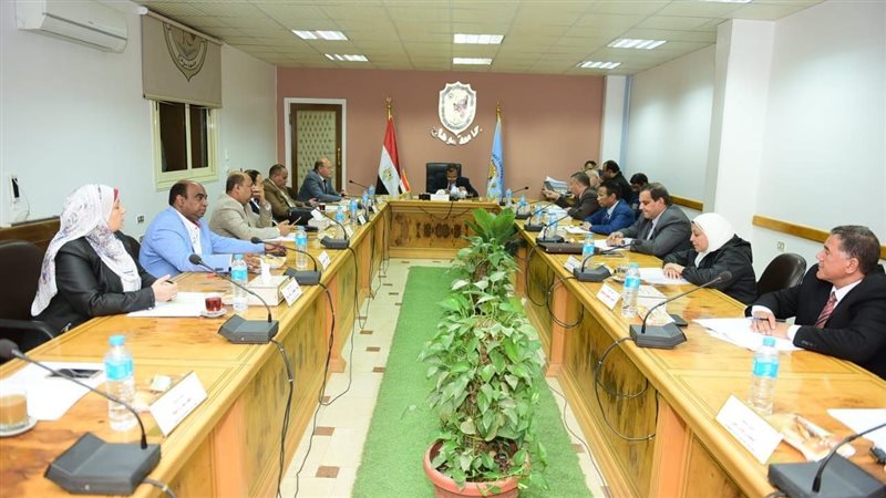 مجلس جامعة سوهاج،فيتو